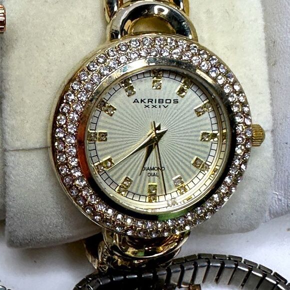 NWOT Akribos XXIV Empire Stainless Steel Goldtone Diamond Dial Watch - Picture 6 of 6
